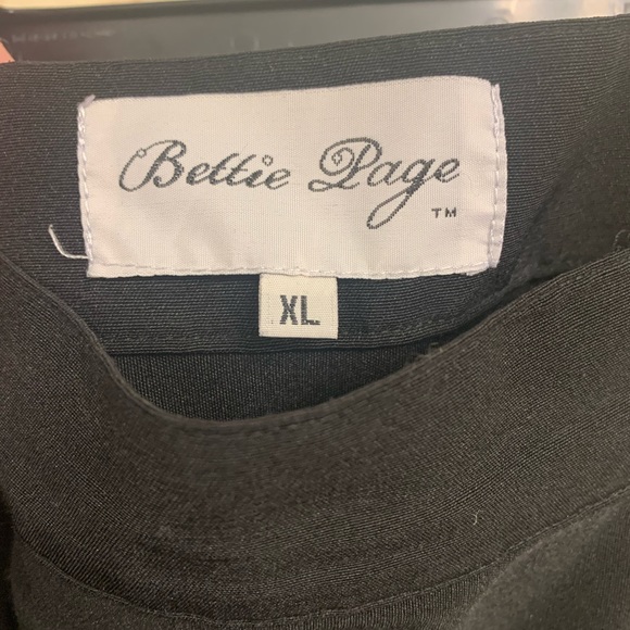 Bettie Page Tatyana Catwalk pencil skirt in black w/ kick pleats, size XL. - Picture 5 of 6